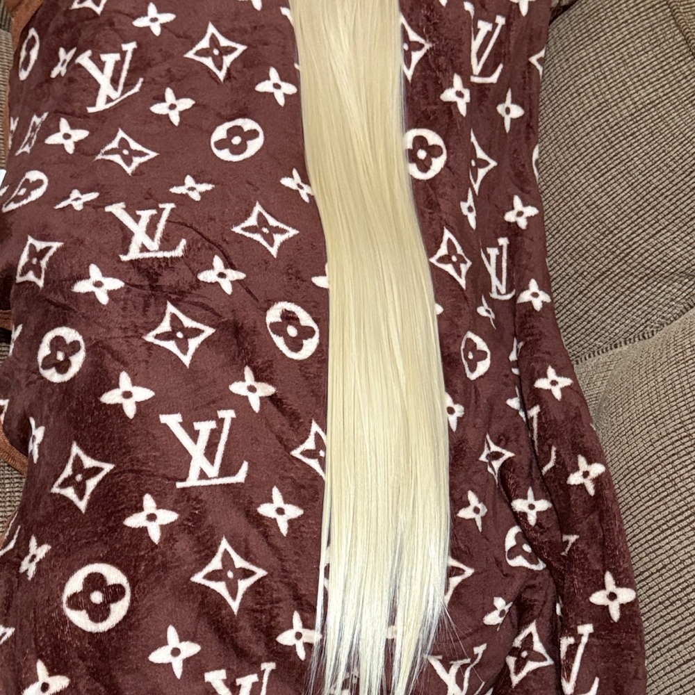 Blonde Clip-In drawstring Hair Extension - Sleek Straight Remy Style